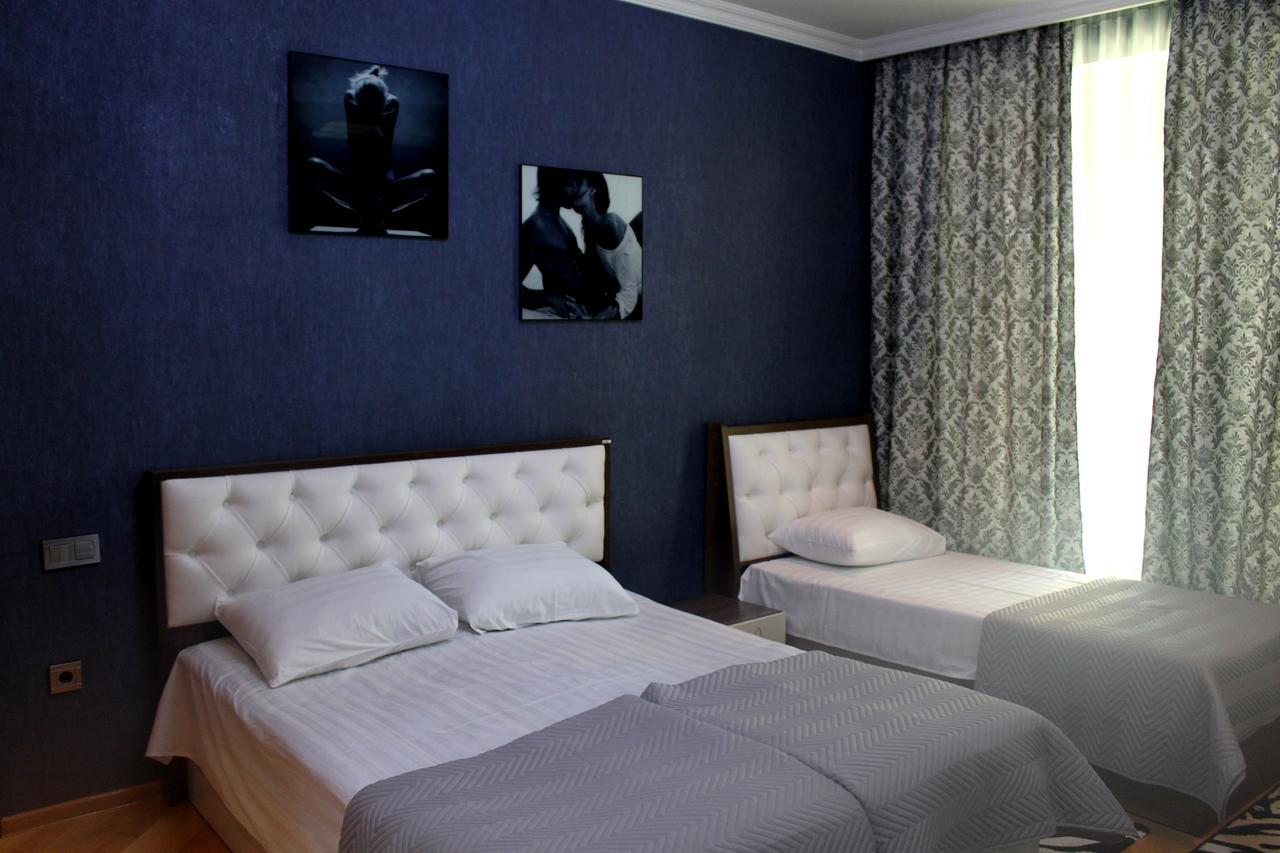Green Guest House Kutaisi Exterior photo